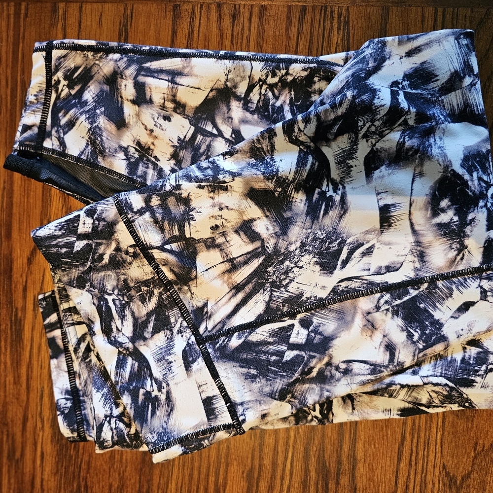 Womens Large Capri Leggings